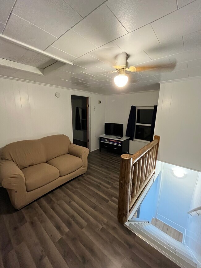 Building Photo - 310 S Butler St