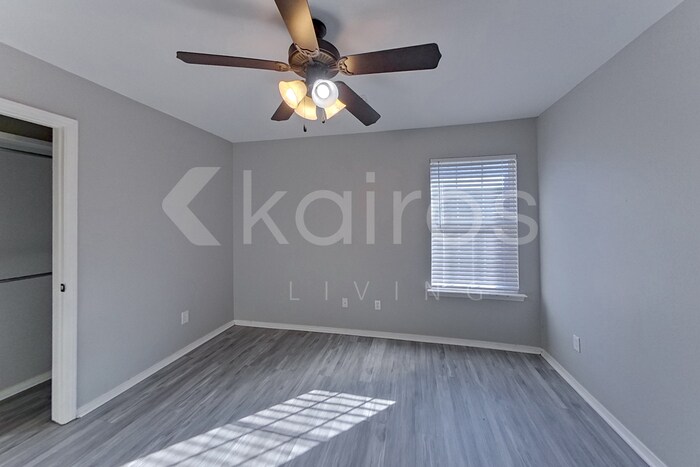 Building Photo - 8407 Taos Dr