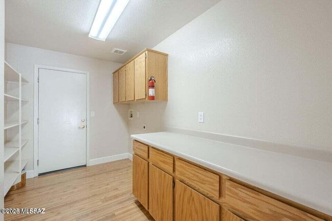 Building Photo - 37514 S Desert Star Ct