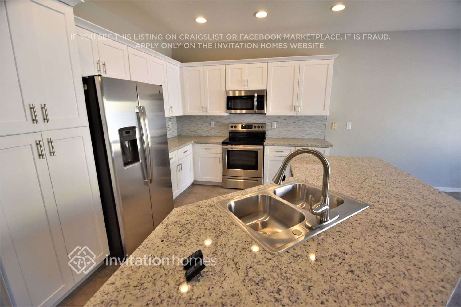 Building Photo - 17774 W Carmen Dr