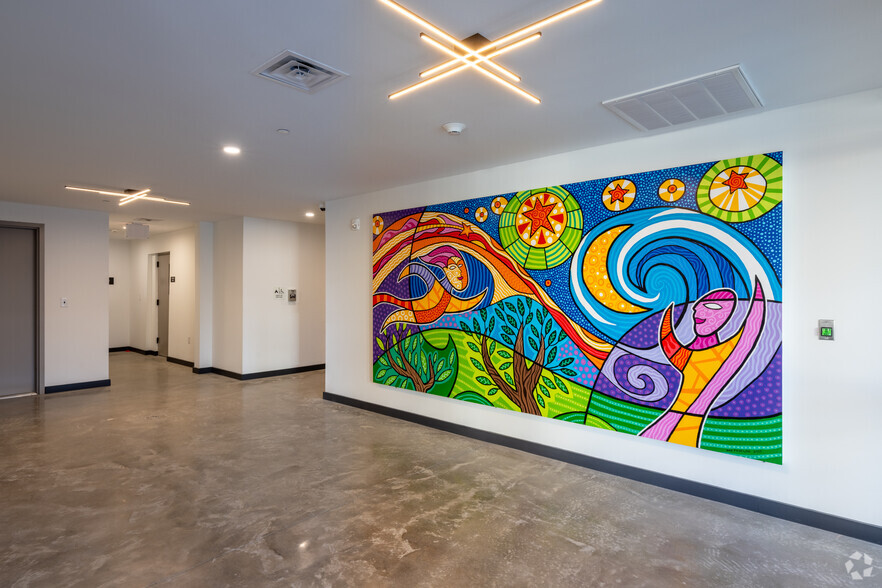 Lobby Photo - The Mural Apartments