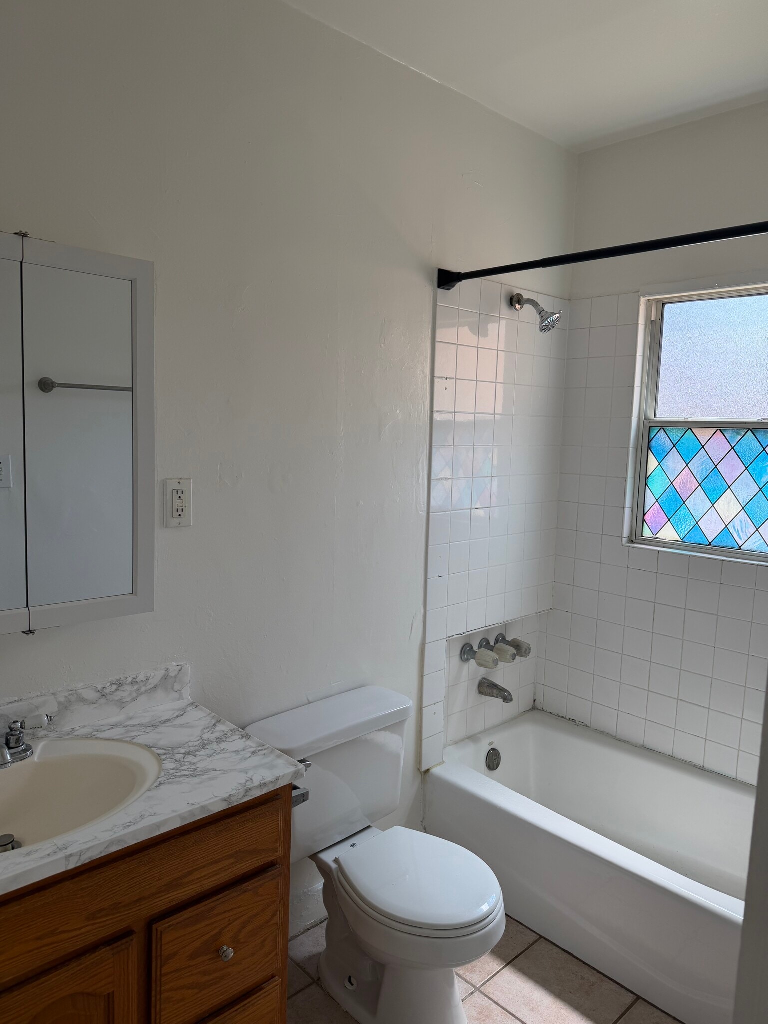 bathroom - 559 Lincoln Ave