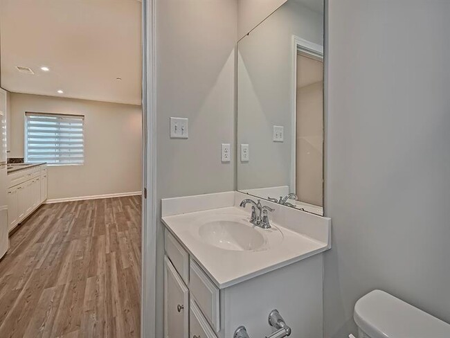 Building Photo - 117 Melinda Ct