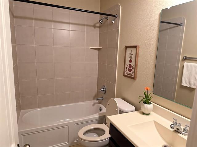 Building Photo - 11617 Summer Springs Dr