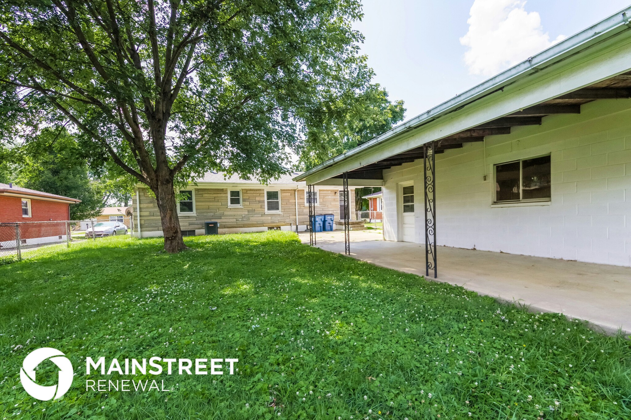 Building Photo - 8003 Canna Dr