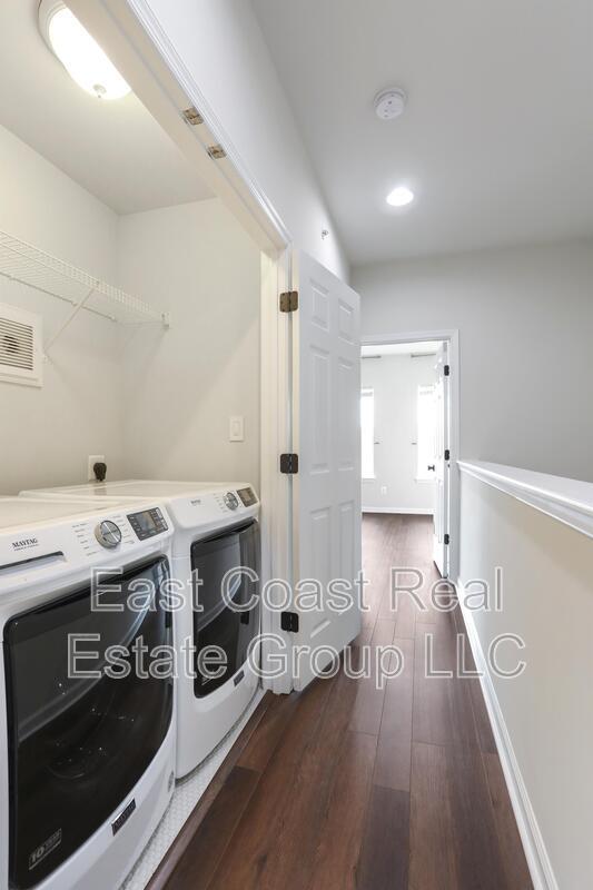 Building Photo - 5957 Whelan Ln