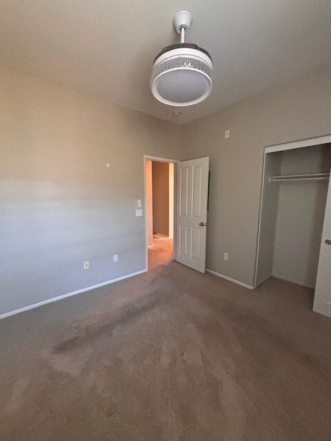 Building Photo - 35780 Hazelhurst St