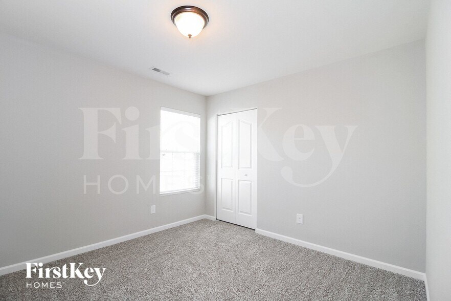 Building Photo - 119 Habersham Ct