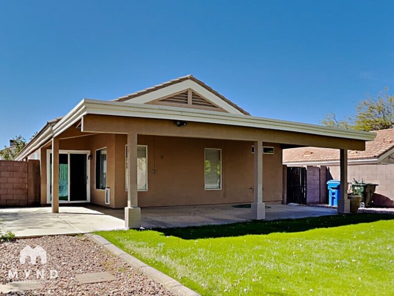 Building Photo - 1314 E Escuda Dr