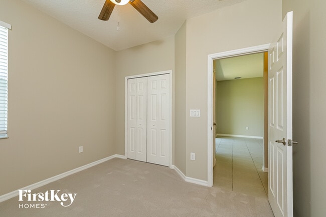 Building Photo - 451 Aragosa Dr