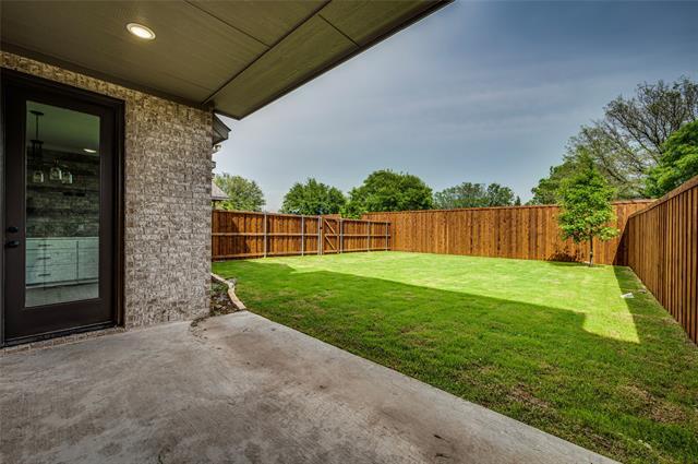 Building Photo - 8243 Heritage Glen Dr