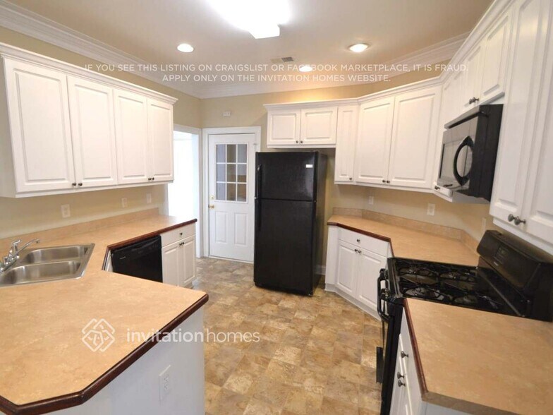Building Photo - 3650 Deer Trail NW