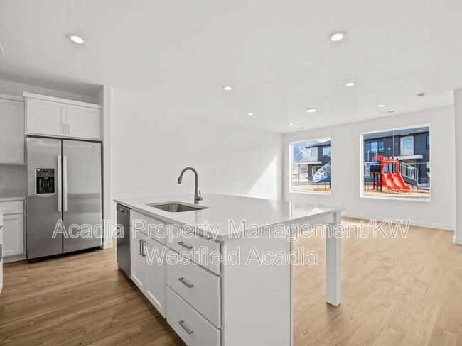 Building Photo - 232 E 860 S