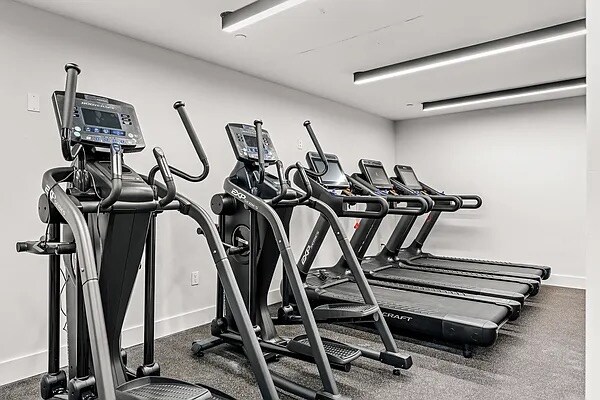 Building Photo - 91 Bruckner Blvd