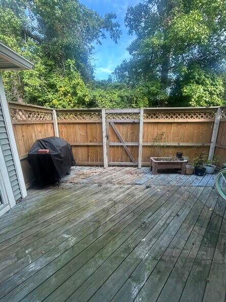 Building Photo - 4610 Islander Ct