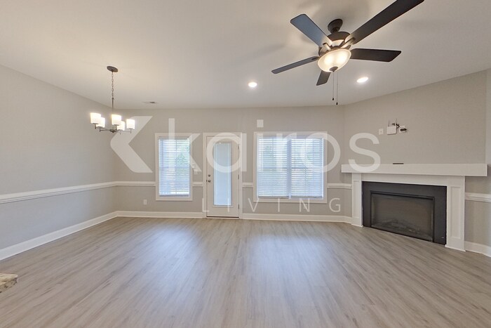 Building Photo - 3713 Oak Leaf Wy