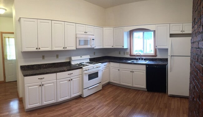 Building Photo - 2 Bedroom House in Millvale