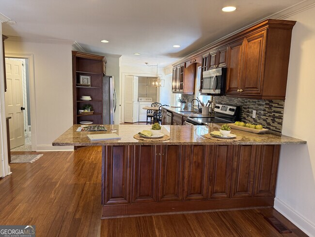 Building Photo - 1610 Old Mill Crossing NE