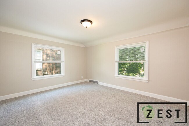 Building Photo - BEAUTIFUL 3 BD 1.5 BATH HOME!