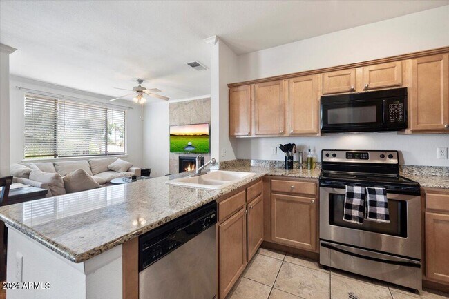 Building Photo - 7009 E Acoma Dr