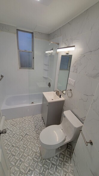 Building Photo - 6116 Palisade Ave