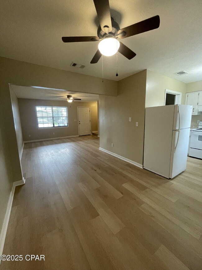 Building Photo - 5154 Marla Dr