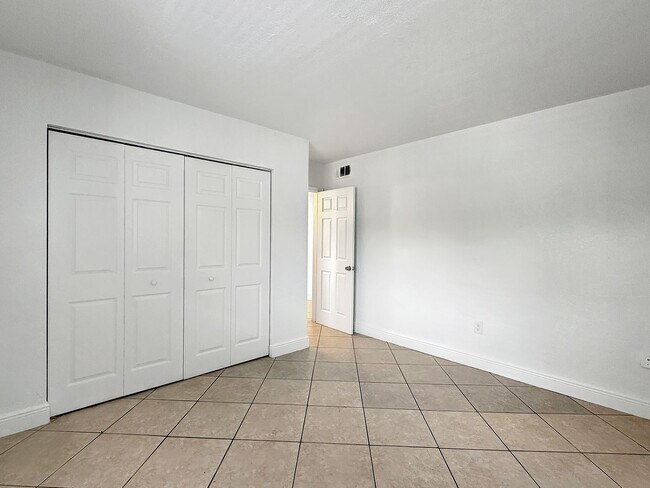 Building Photo - 8475 SW 94th St