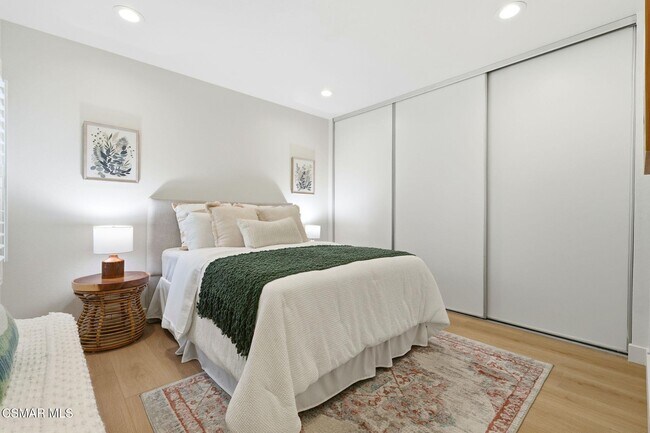 Building Photo - 15103 Village 15