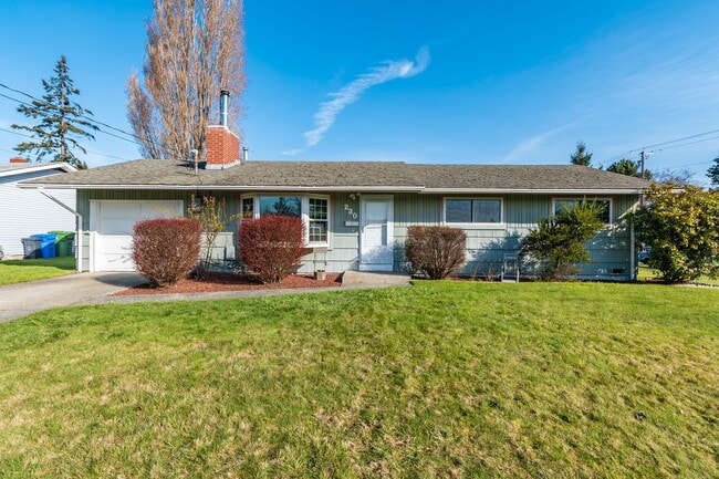 Primary Photo - Charming 3-Bedroom Home on Spacious Corner...