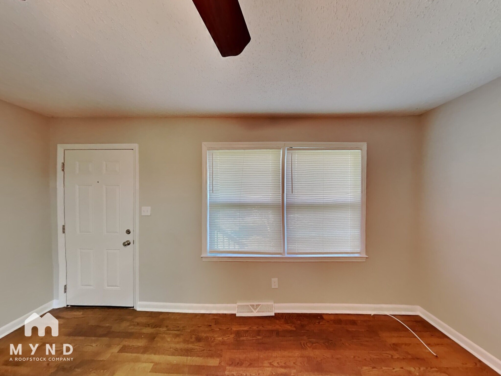 Building Photo - 1835 Mountainbrook Dr