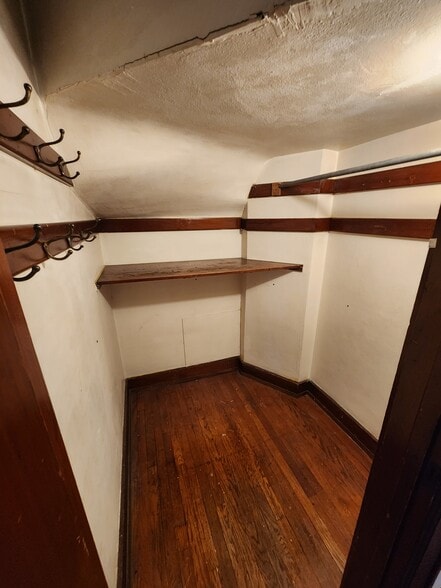 Large bedroom 2 Closet - 2107 N 51st St