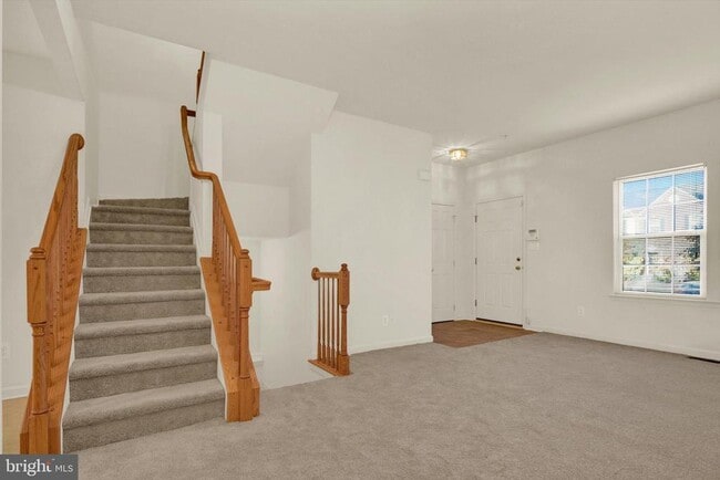 Building Photo - 3099 Raking Leaf Dr