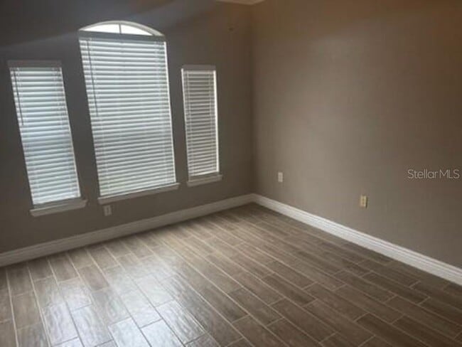 Building Photo - 2749 Via Cipriani