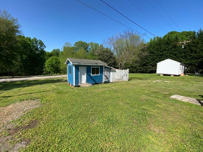Building Photo - Exclusively Offered by Muse Realty, LLC