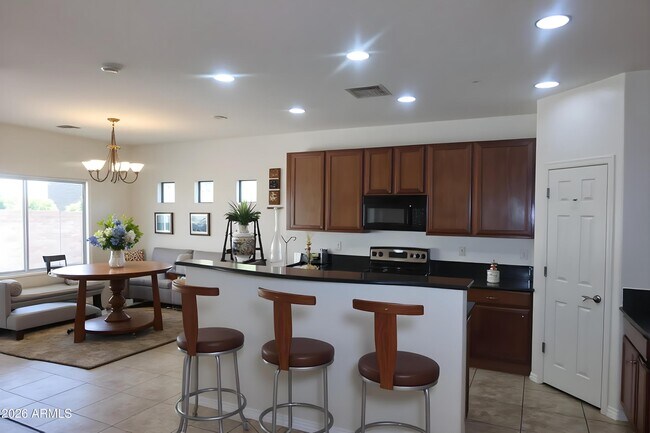 Building Photo - 5316 W El Cortez Trail