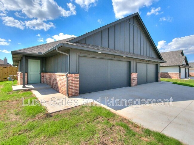 Primary Photo - 10541 Lawson Pl Rd