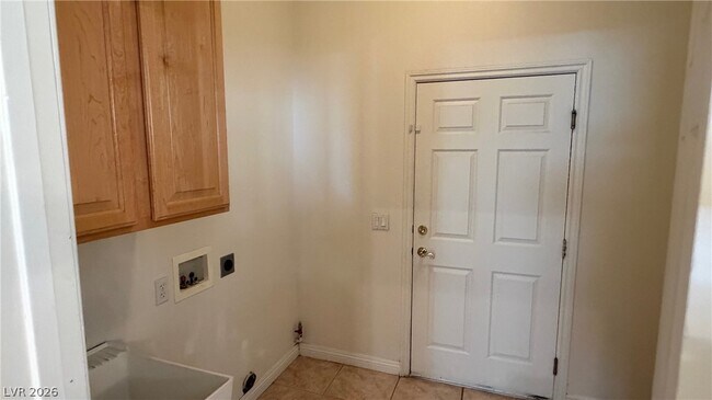 Building Photo - 9625 Irvine Bay Ct