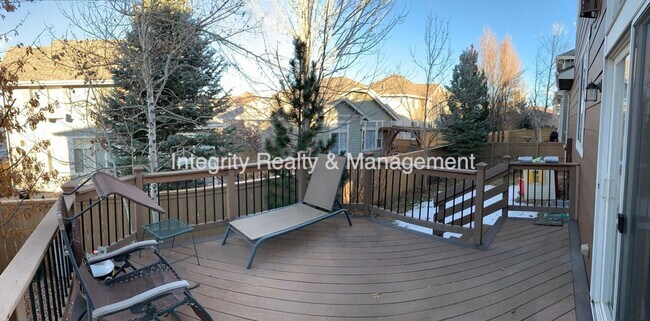 Building Photo - 3025 Redhaven Way