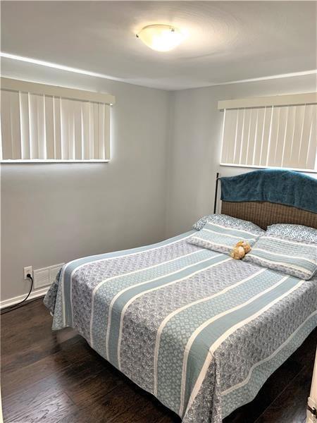 Building Photo - 3768 W 5th Ave