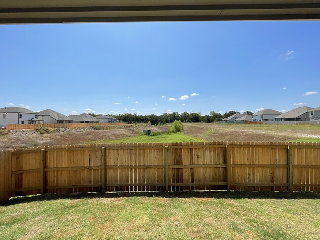 Building Photo - 5768 Cerrillos Dr