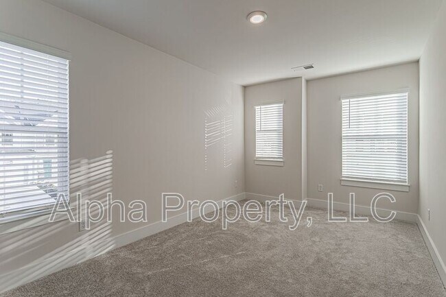 Building Photo - 451 Hazelcote Rd