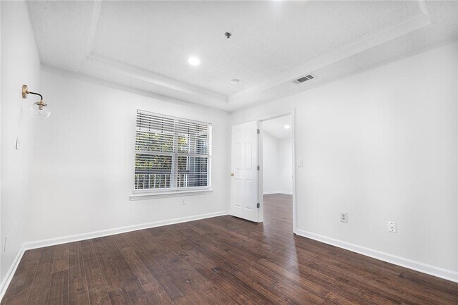 Building Photo - 232 Bentley Pl