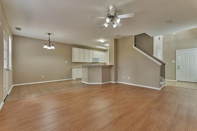 Building Photo - 106 E Stedhill Loop