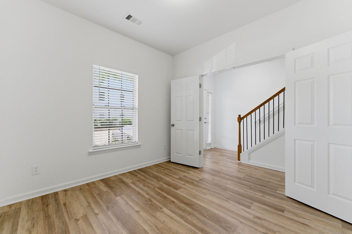 Building Photo - 585 McWilliams Rd SE