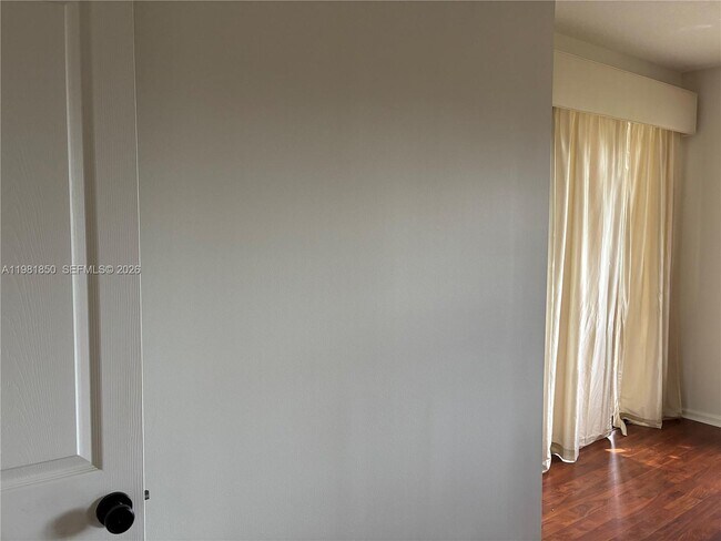 Building Photo - 2757 Center Ct Dr