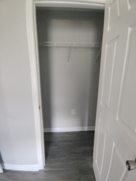 Building Photo - 12 Duiguid Dr