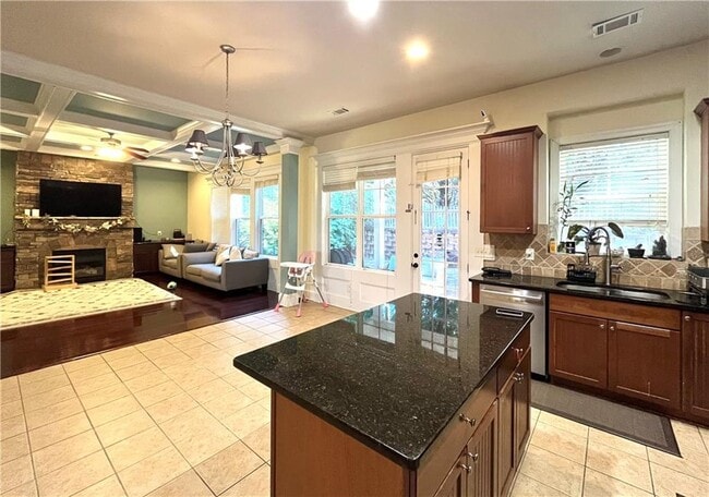 Building Photo - 440 Highgate Dr