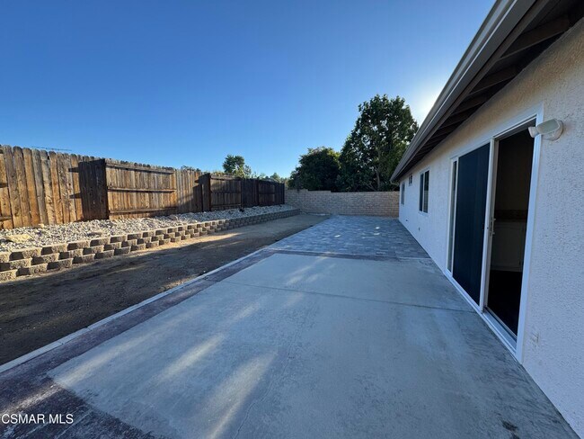 Building Photo - 14353 Loyola St