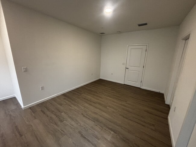 Building Photo - 1209 Southstation Pl