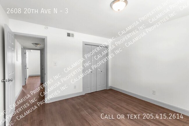 Building Photo - 2608 20th Ave N